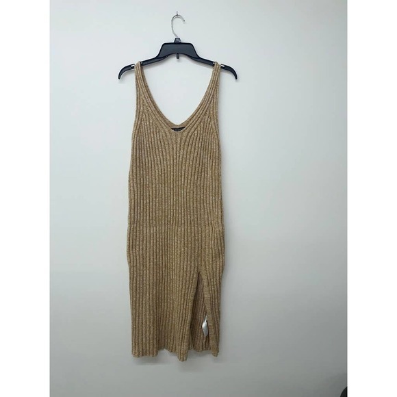 ELOQUII Ribbed Dress with Slit - Picture 3 of 6